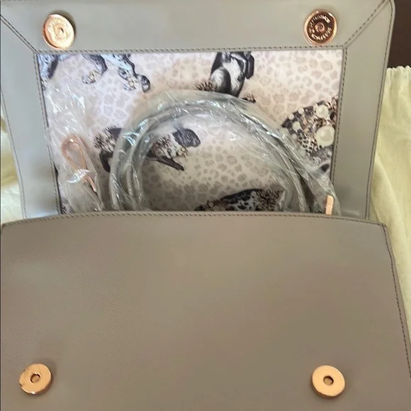 Ted Baker Lavender Mauve Top-Handle Satchel with Rose Gold Hardware - Picture 3 of 5